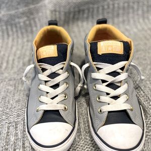 Boys size 6 gray and yellow, leather converse shoes.